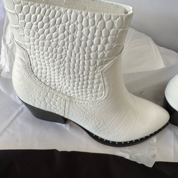 Something White Ankle Booties Sleek Design - Picture 2 of 5